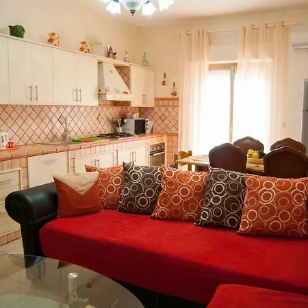 Casa Giulia Tatil Evi